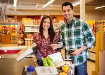 пара из Калифорнии взбудоражила соцсети своими тратами на еду