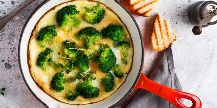 10 способов вкусно приготовить брокколи и влюбиться в этот овощ