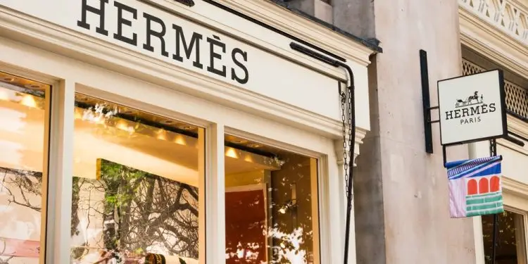 Hermès обошёл LVMH