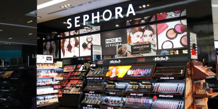 10 бьюти-находок до $10 из Sephora: топ-косметика с огромными скидками