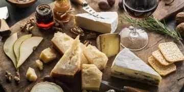 Как собрать cырную тарелку не хуже ресторанной