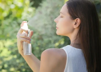 Sephora: охлаждающая косметика, которая спасает кожу в жару