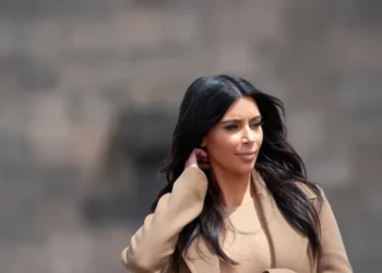 Ким Кардашьян дала показания по делу о нападении в Париже