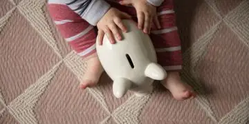 женщины в США всё чаще отказываются от материнства из-за денег