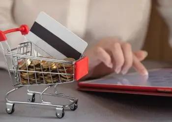 Amazon раздает сотни долларов за старые возвраты товаров