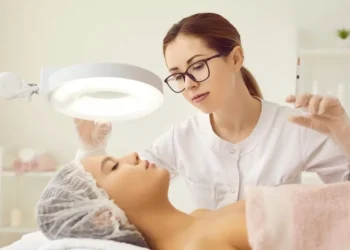 Как выбрать хорошего косметолога в Калифорнии