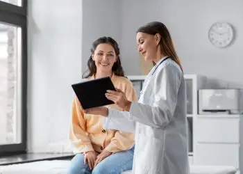 Не игнорируйте эти симптомы, если хотите сохранить женское здоровье