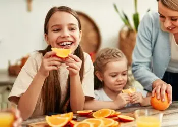 Здоровое питание предотвращает раннее половое созревание у девочек