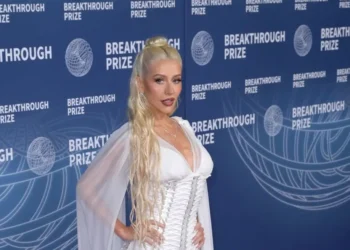 как Агилере удалось "сбросить 20 лет"