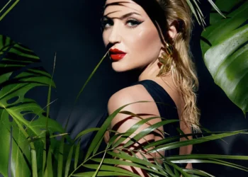 Что делать, чтобы макияж не расплывался в жару?