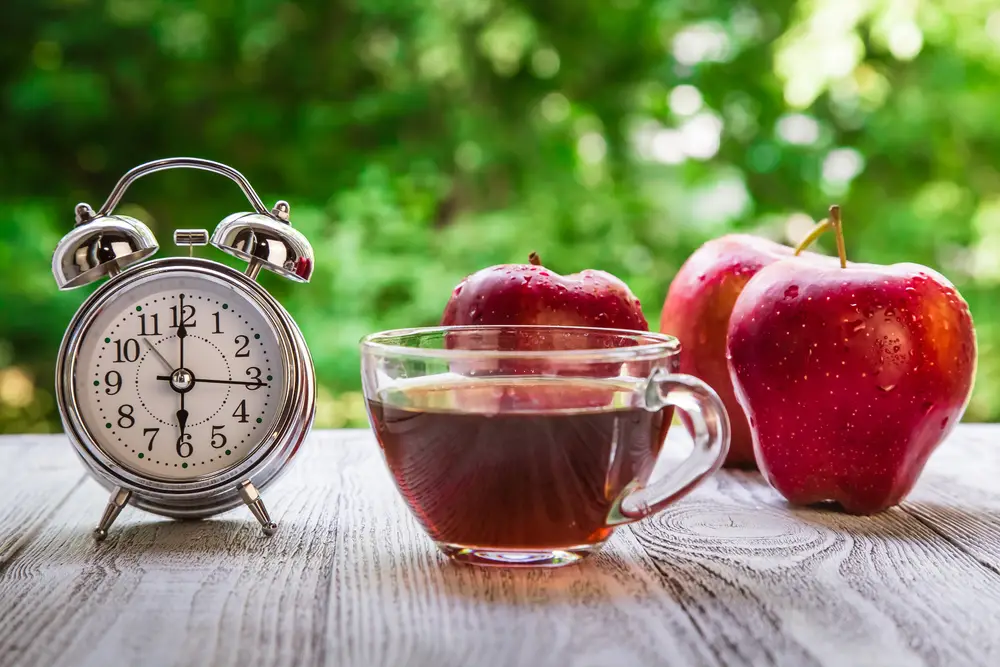Чёрный чай и яблоки замедляют старение
