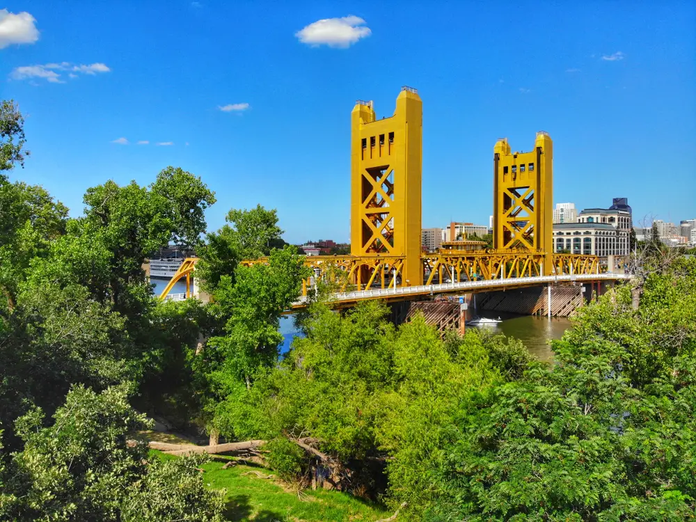 Сакраменто назван одним из лучших городов США для отпуска дома