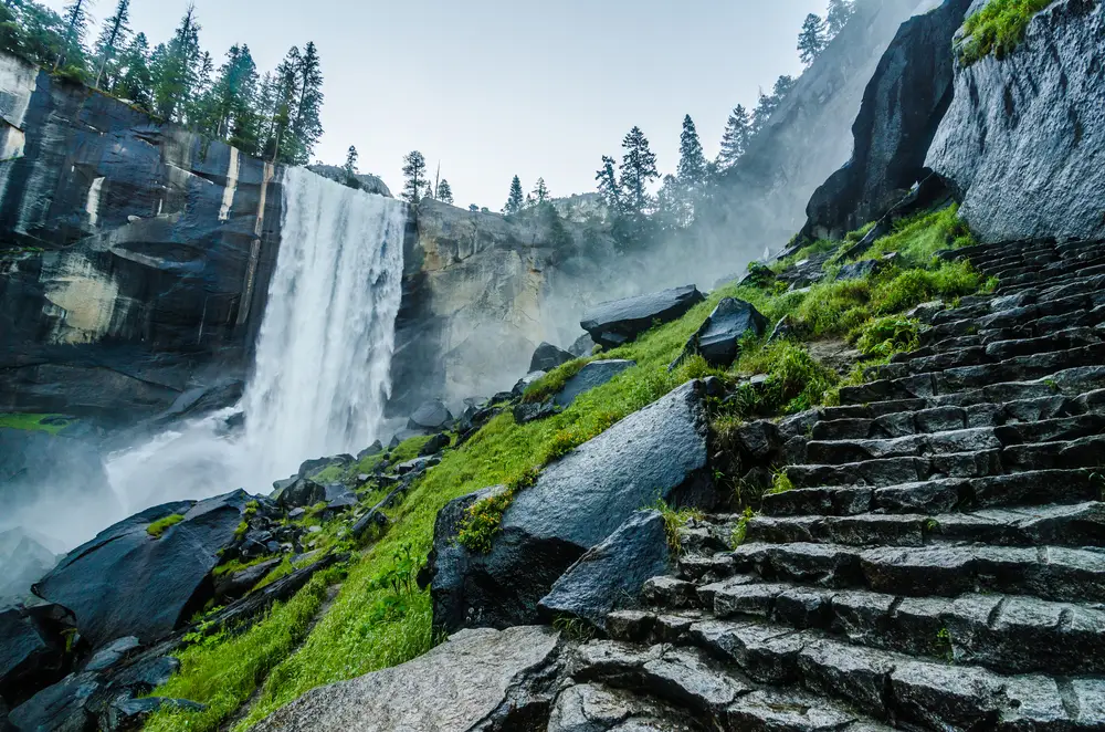 15 водопадов Калифорнии