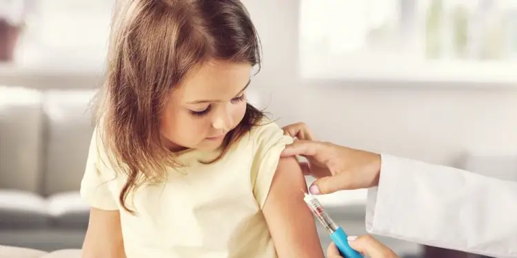 Ученые опровергли связь прививок и аутизма