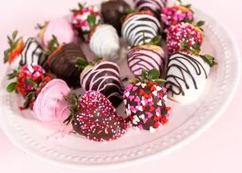 Как сделать идеальную клубнику в шоколаде