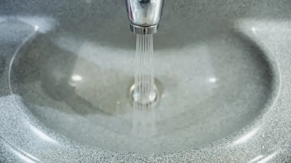 Никогда не пейте эти напитки в самолёте