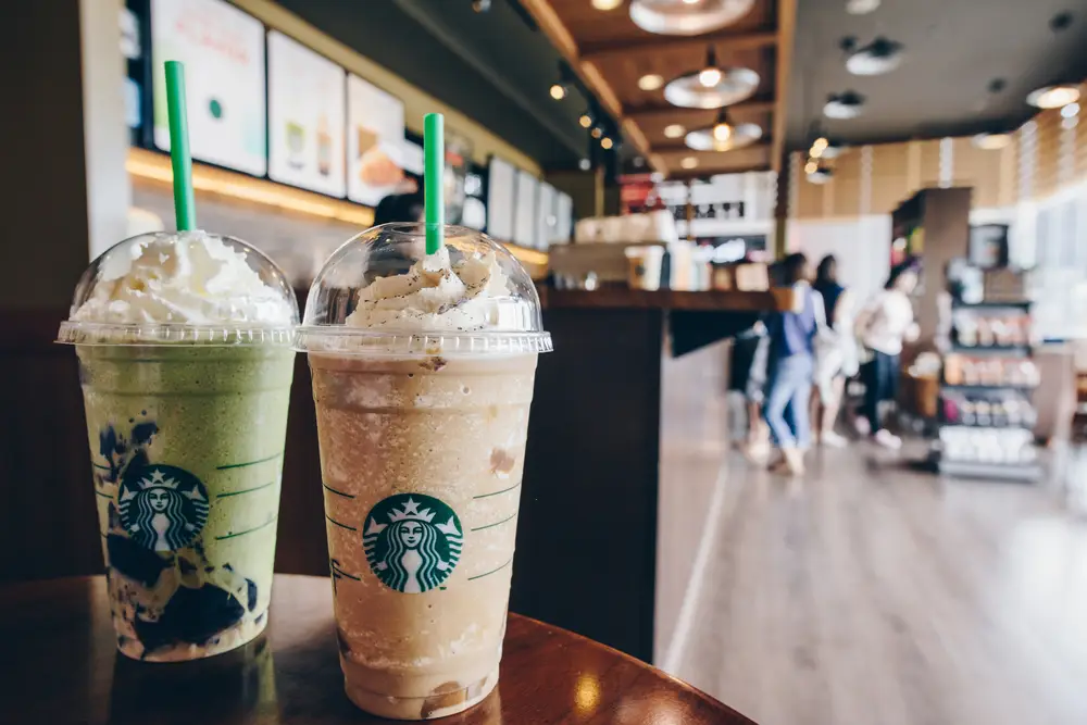 Starbucks появилась новая серия многослойных фраппучино