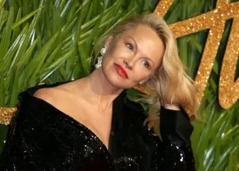 Памела Андерсон и Лиам Нисон стали парой?