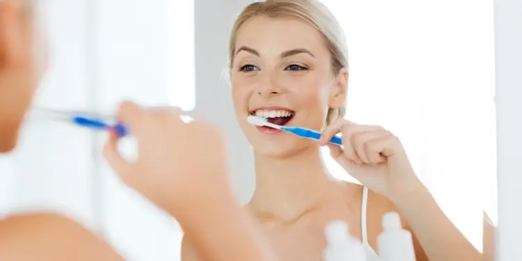 правильно чистите зубы