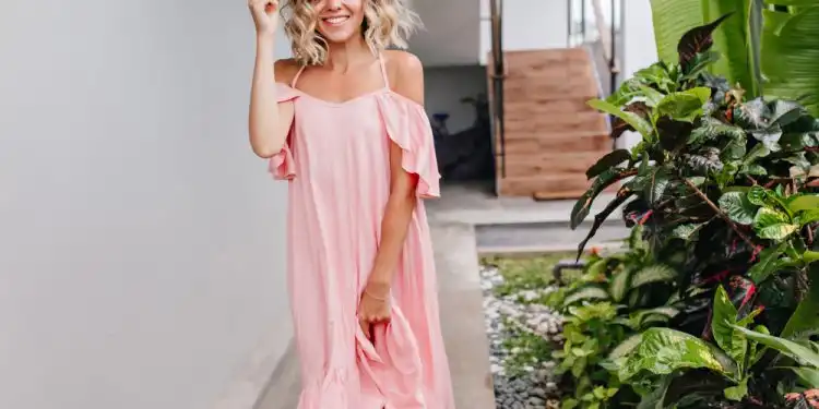 12 фасонов платьев