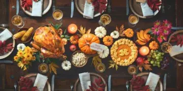 Ужин на десятерых за $40: топ акций ко Дню благодарения в магазинах США