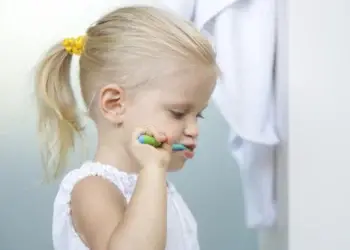 В США запретили фторсодержащие препараты для детей