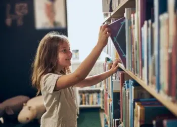 В школах Калифорнии начнут по-новому учить чтению