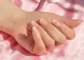 Нужен ли ногтям отдых от лака?
