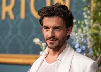 Джонатан Бэйли