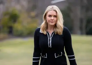 пресс-секретаря Белого дома высмеяли