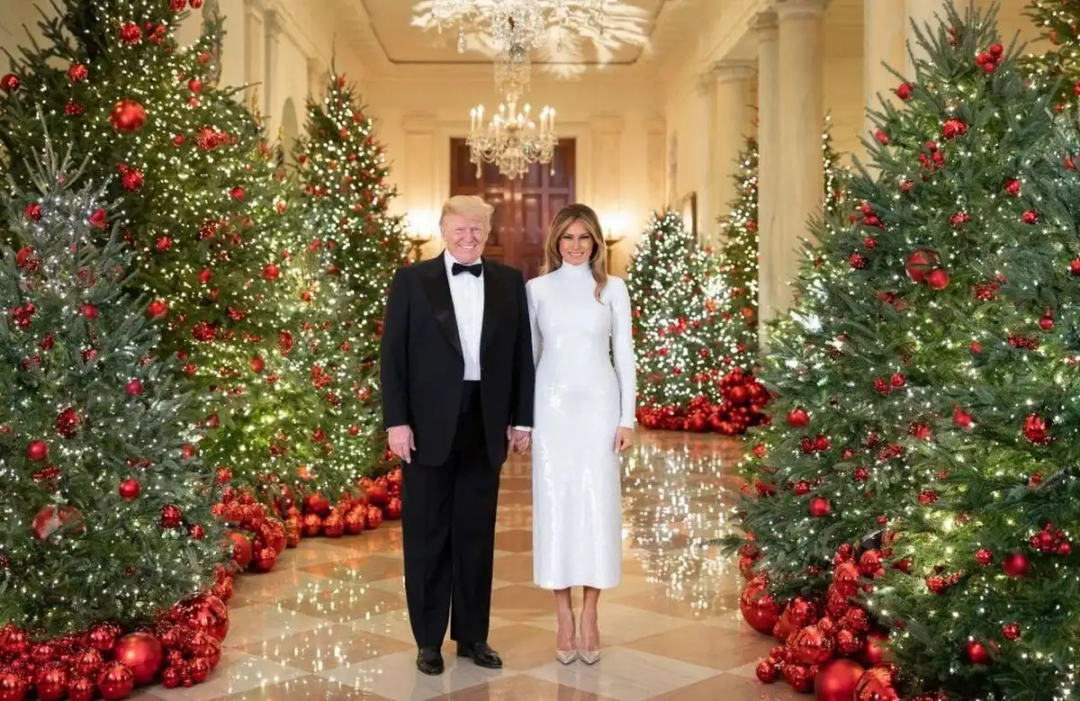 Мелания Трамп рождественские украшения Белого дома 2025