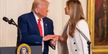 Ссору Трампов в вертолете сняли на видео