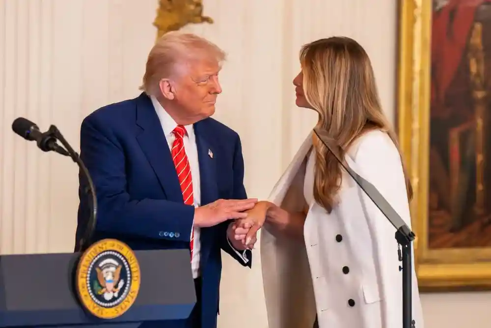 Ссору Трампов в вертолете сняли на видео