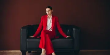 Эми Шумер удивила стройной фигурой и поделилась секретами похудения