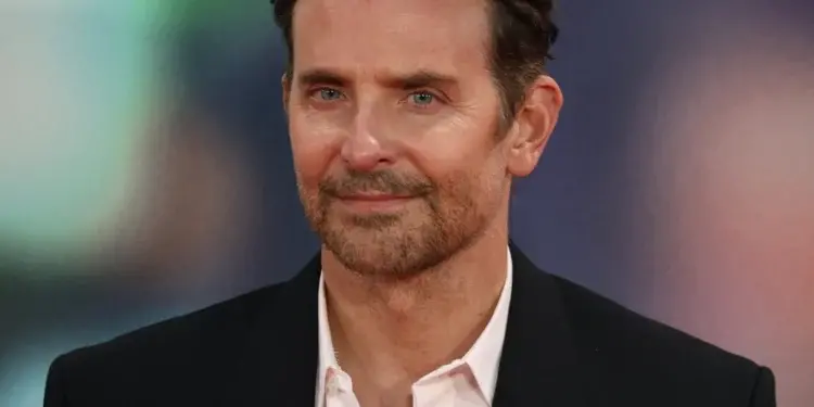 Брэдли Купер