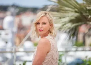 Шарлиз Терон