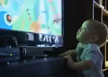 Калифорния запретит громкую рекламу на стримингах из-за разбуженного младенца